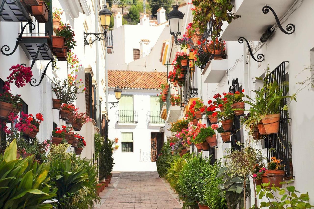 Calle Nuestra Senora De La Victoria Appartamento Benalmádena Esterno foto